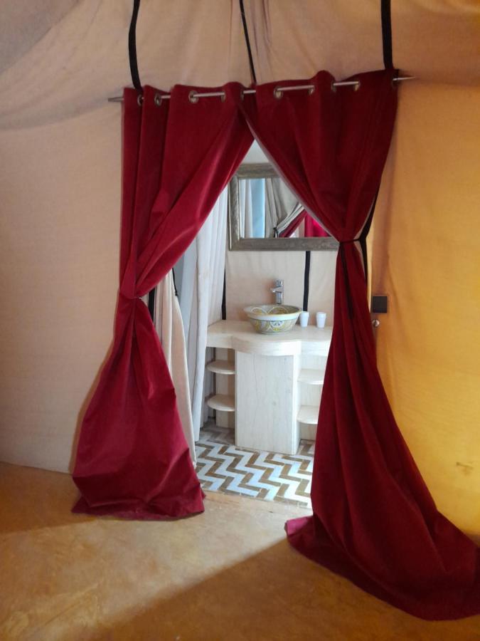 Sahara Stories Camp " Heated Tents" เมอร์ซูกา ภายนอก รูปภาพ