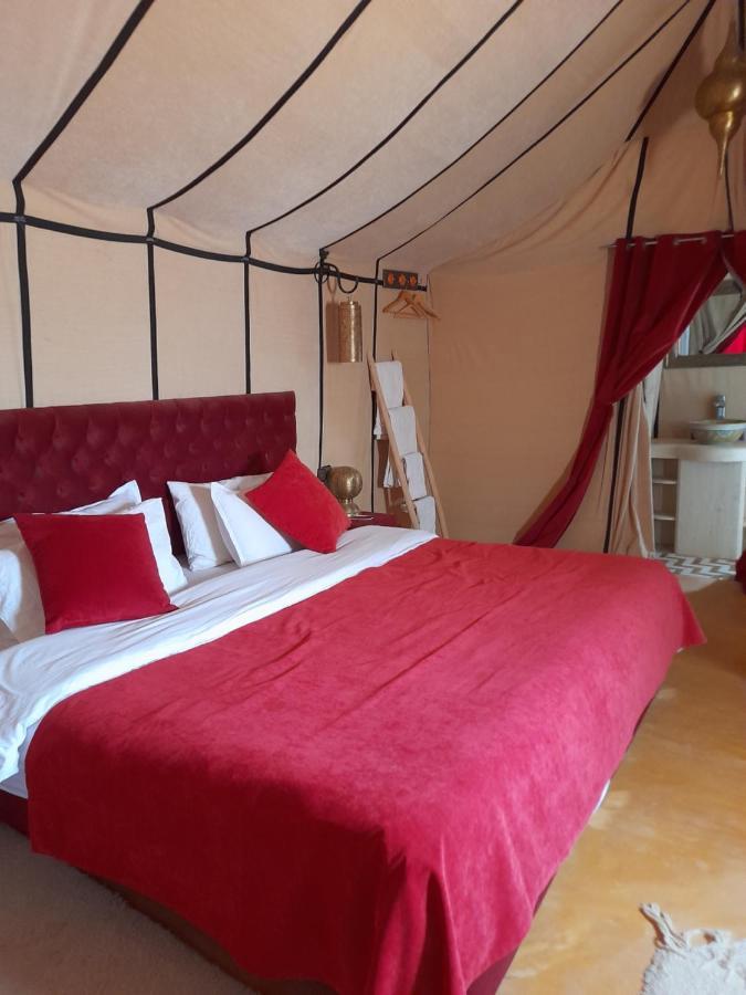 Sahara Stories Camp " Heated Tents" เมอร์ซูกา ภายนอก รูปภาพ